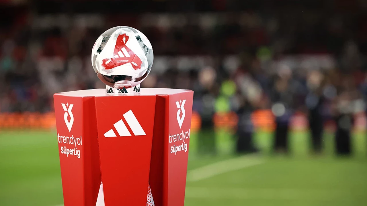 Süper Lig ekininden sürpriz ayrılık iddiası